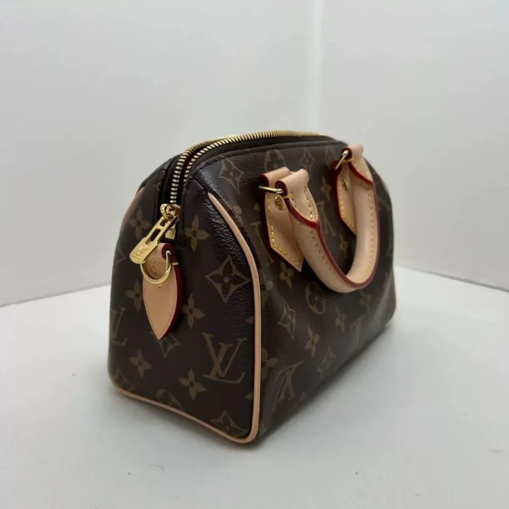 Louis Vuitton Women Pre-Loved Bag Very Good Condition